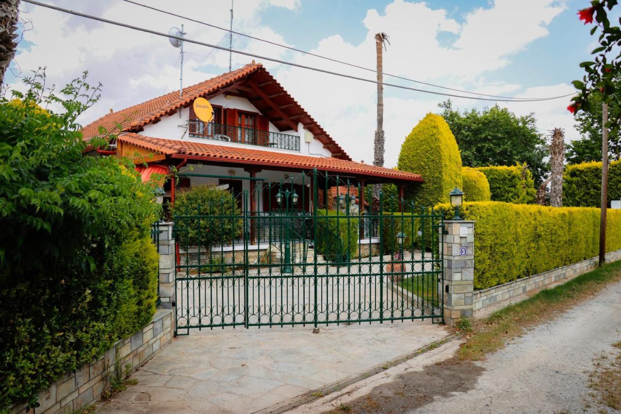 Renaissance Holidays Villa Nea Kallikrateia Buitenkant foto
